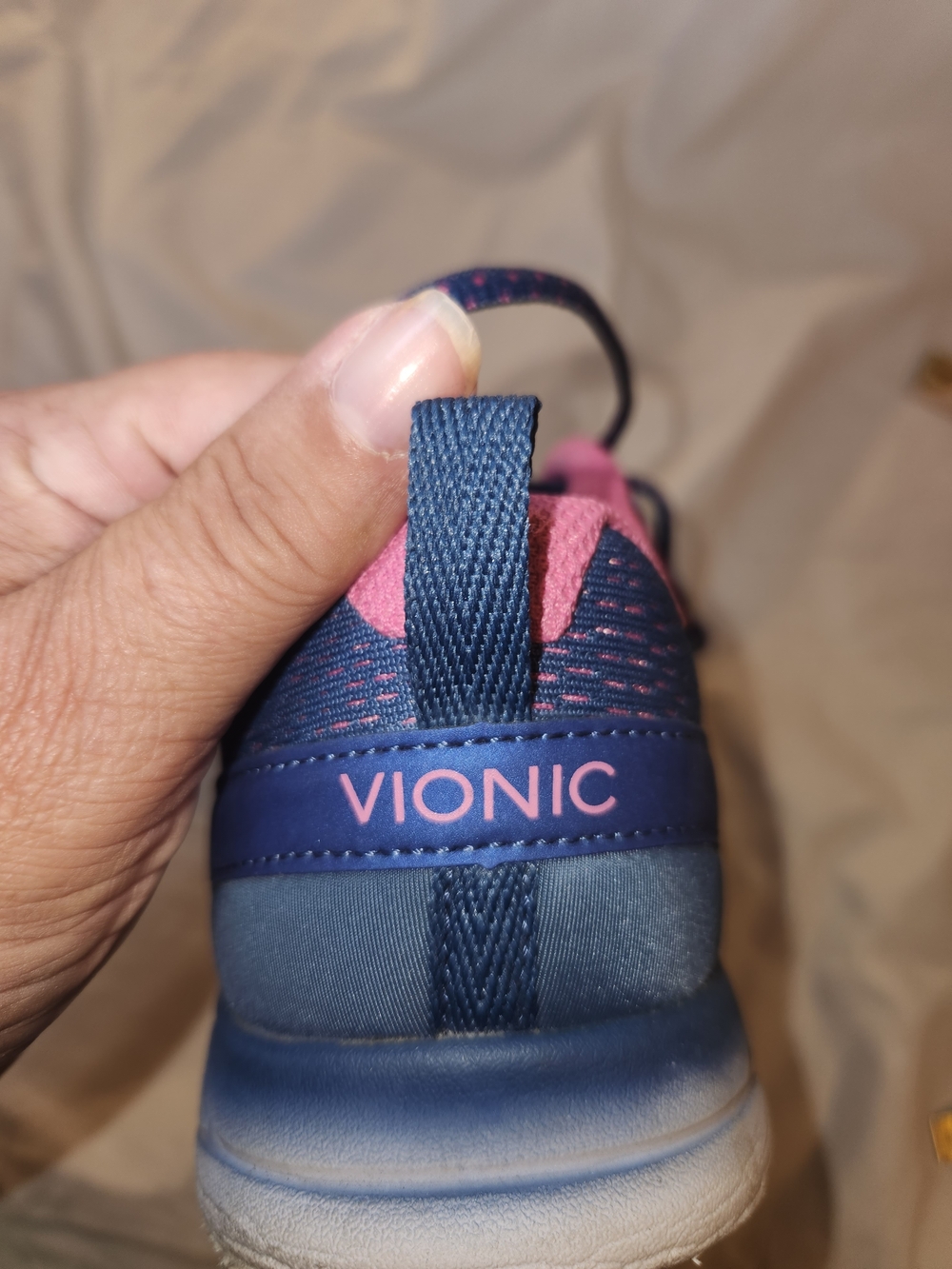 Vionic 335 Miles Navy and Pink Athletic Sneakers 9.5